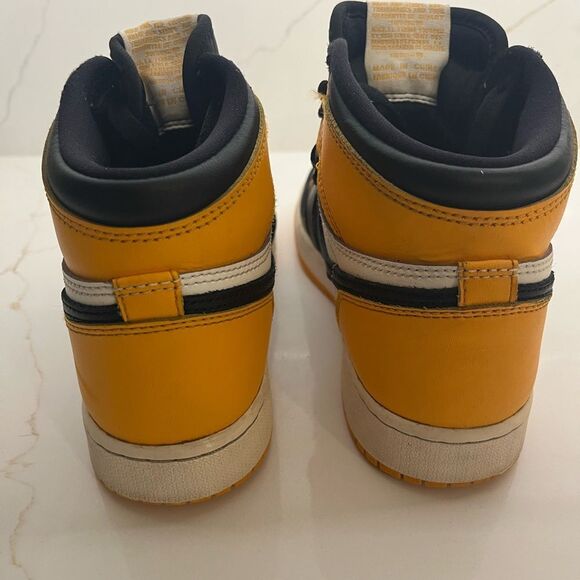 Nike Air Jordan Retro OG High-Top Sneakers - Picture 6 of 10